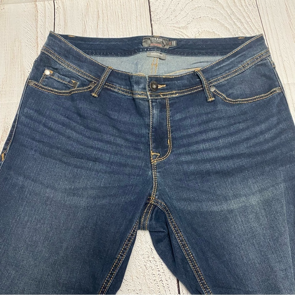 Torrid Luxe slim boot super stretch Dark Blue Boot Cut Jeans 12s